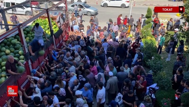 Tokatlı üreticiden halka ikram karpuzlar yarım saatte bitti