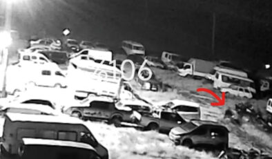 Afyonkarahisar’da yediemin otoparkındaki motosiklet hırsızlığı kamerada