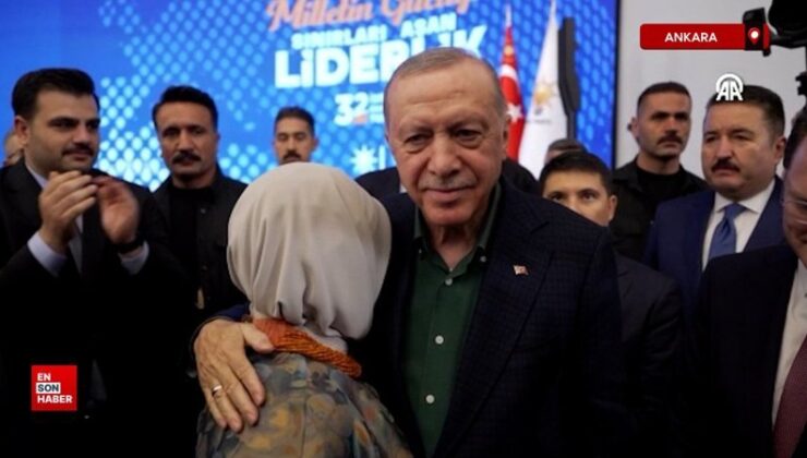 AK Parti kampında Emine Erdoğan’ın duygusal anları