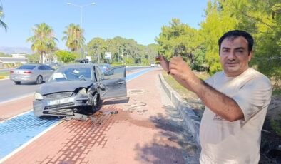 Antalya’da lastiği patlayan araç takla attı: Şoför burnu bile kanamadan kurtuldu