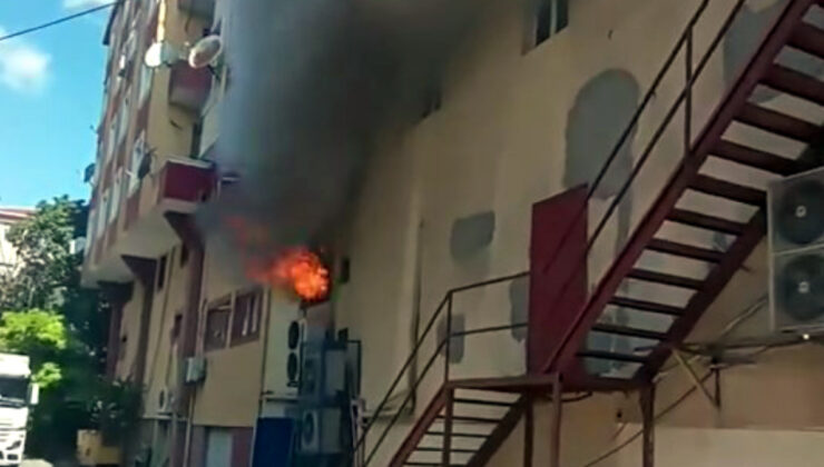 Avcılar’da market deposunda yangın