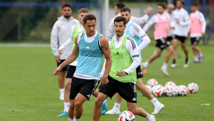 Beşiktaş, günü çift idmanla noktaladı