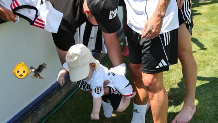 Beşiktaş taraftarından Rafa Silva’ya güldüren hareket