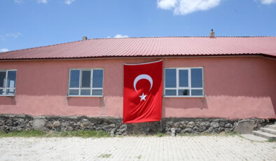 Bitlis’te şehit ailelerine şehadet haberi verildi