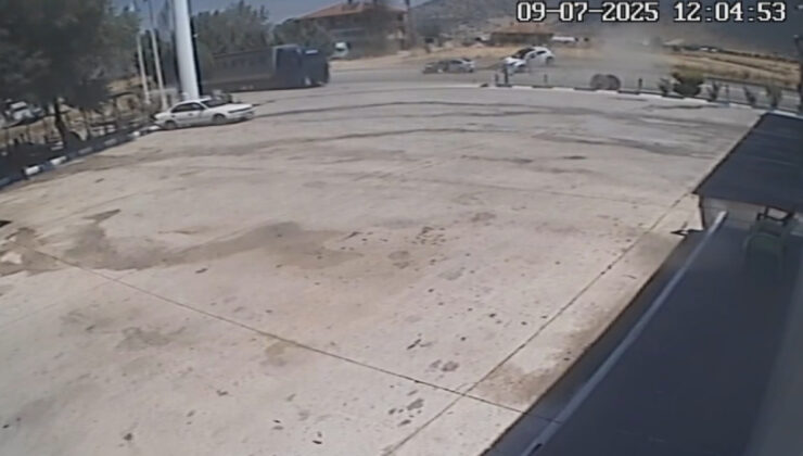 Burdur’da 5 kişinin yaralandığı kazanın imgeleri ortaya çıktı