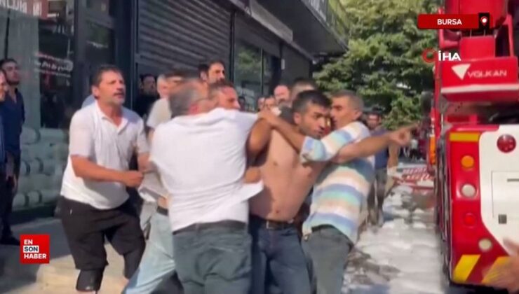 Bursa’da yangın yerinde ortalık karıştı, itfaiyeci darbedildi