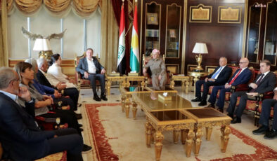 DEM Parti heyeti, Mesut Barzani ile bir ortaya geldi