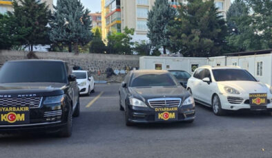 Diyarbakır merkezli 15 vilayette gümrük kaçağı lüks araç operasyonu: 15 tutuklama