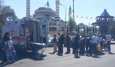 Diyarbakır’da taksicinin çarptığı motosikletli yaralandı