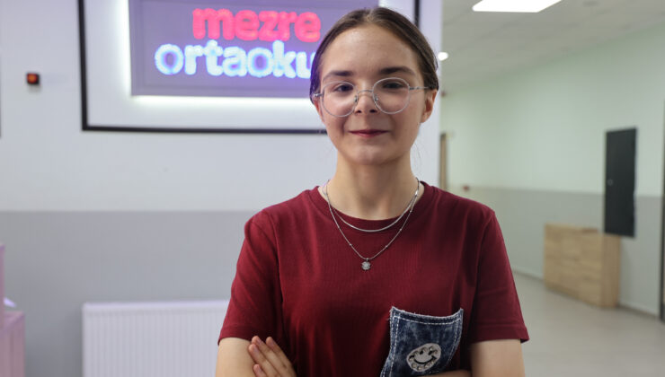 Elazığ’da ‘Anne, tam puan alacağım’ diyen Zümra, sonraki gün Türkiye birincisi oldu