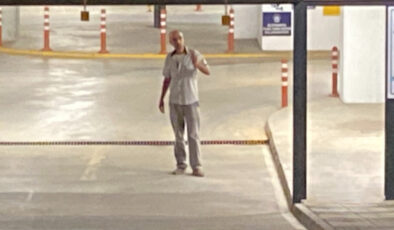 Eskişehir’de gençler, yaşlı otopark görevlisini canından bezdirdi