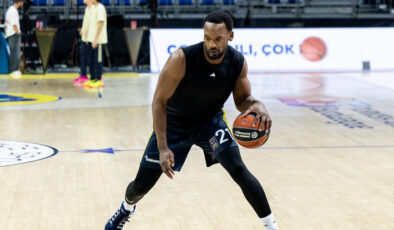 Fenerbahçe, Dyshawn Pierre ile vedalaştı