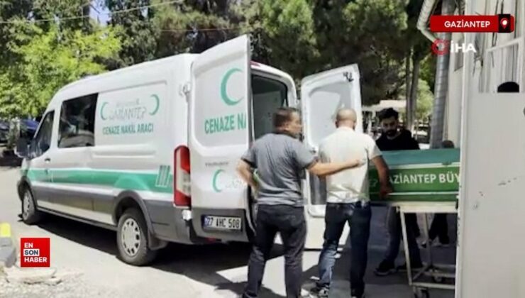 Gaziantep’te tır traktöre çarptı