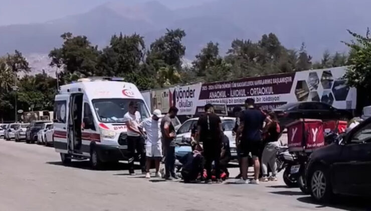 Hatay’da moto kurye kaza yaptı