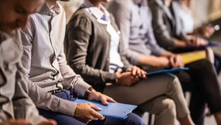 İŞKUR açıkladı: Türkiye’de en çok bu meslek aranıyor! Ne doktorluk, ne mühendislik…