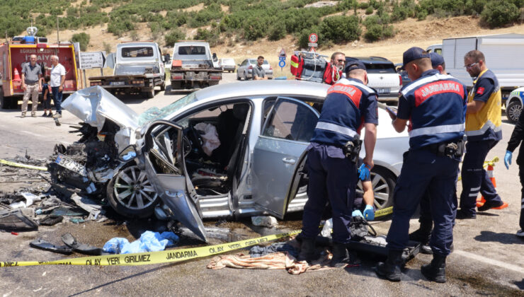 Isparta’da iki araba baş başa çarpıştı: 1 meyyit, 9 yaralı