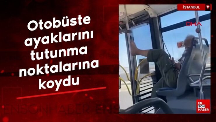 İstanbul’da otobüste ayaklarını tutunma noktalarına koydu