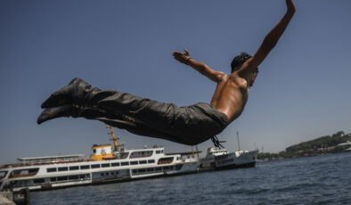 İstanbul’da sıcak hava tesirli oluyor: Tuzla’da termometreler 40 dereceye ulaştı