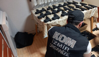İzmir’de yasa dışı silah ticareti operasyonu