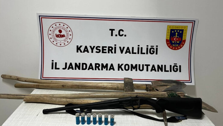 Kayseri’de defineciler suçüstü yakalandı