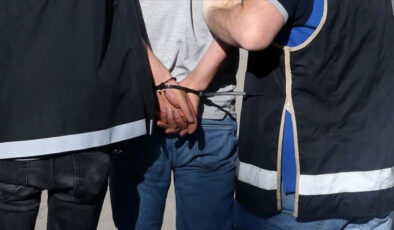 Kırmızı bülten ve ulusal düzeyde aranan 15 hatalı Türkiye’ye getirildi