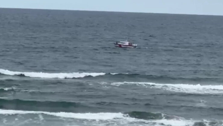 Kocaeli’de denizde boğulma tehlikesi geçiren 3 gençten 1’i kayboldu