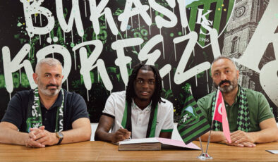 Kocaelispor, Joseph Nonge Boende’ye imzayı attırdı