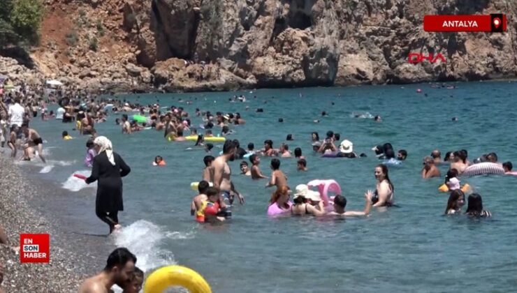 Konyaaltı Kıyısı’nda hafta sonu yoğunluğu