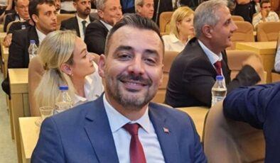 Manavgat’ta belediye lider vekili CHP’li Mehmet Çiçek oldu