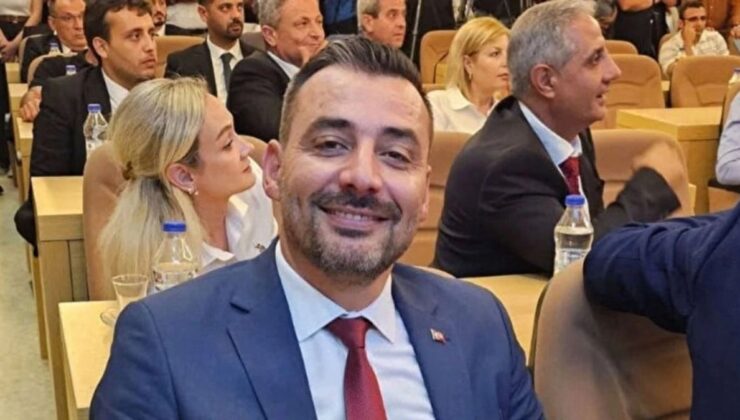 Manavgat’ta belediye lider vekili CHP’li Mehmet Çiçek oldu