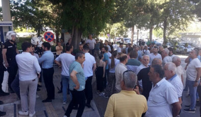 Manavgat’taki rüşvet açığa çıktı: Dayanak için belediye önüne akın ettiler