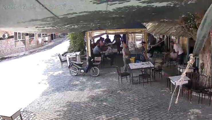 Manisa’da kahvehanede otururken kalp krizi geçiren adam öldü