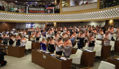 Muhittin Böcek’in tutuklanması sonrası Antalya belediye meclisinde gerginlik