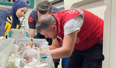 Muş’ta Selin bebek için ambulans uçak havalandı