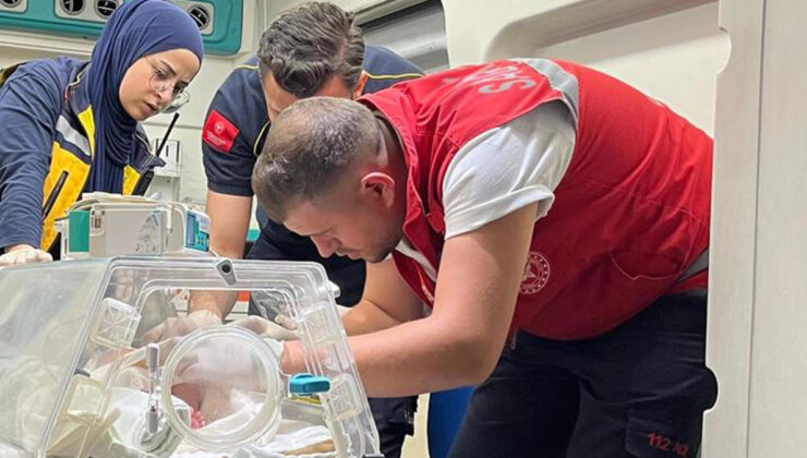 Muş’ta Selin bebek için ambulans uçak havalandı