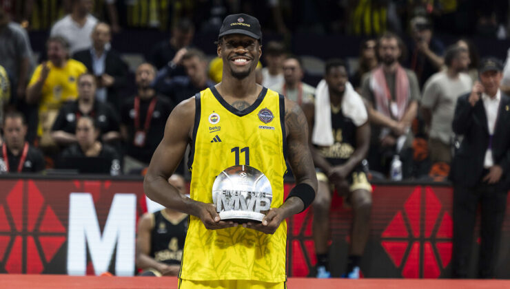 Nigel Hayes-Davis, mesleğine NBA’de devam edecek