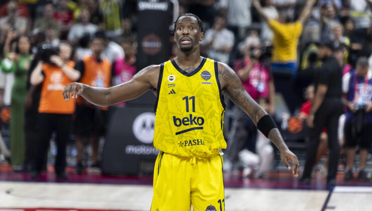 Nigel Hayes-Davis’ten Fenerbahçe’ye 50 sayılık rekor paylaşımlı veda