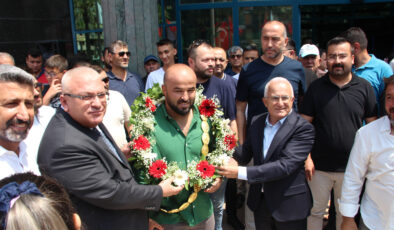 Orhan Okulu, baba ocağında coşku ile karşılandı