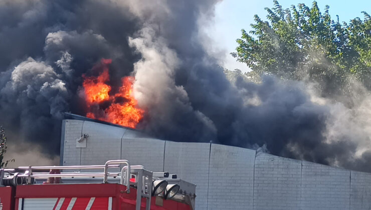Pendik’te atık su arıtma tesisinde yangın paniği