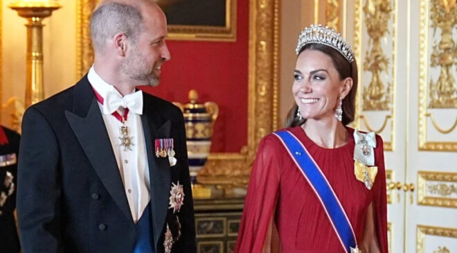 Prenses Kate yıllar sonra taç taktı