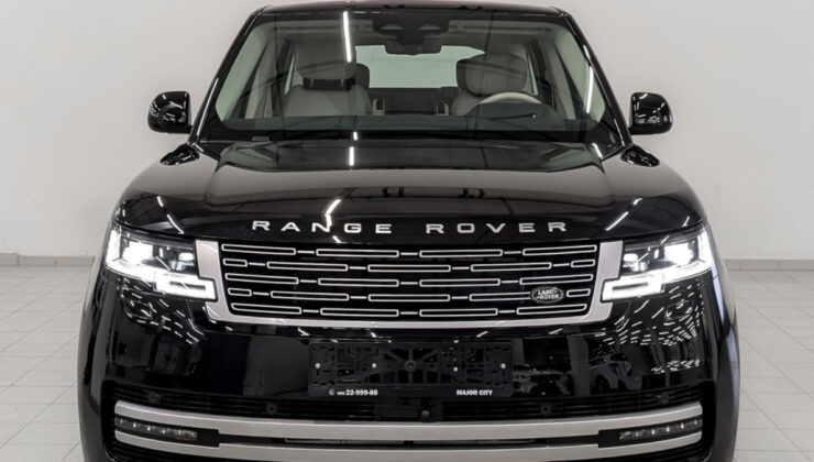 Range Rover 55 yılın akabinde logosunu değiştiriyor! İşte, yeni logo tasarımı