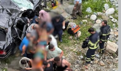 Rize’de iki aracın çarpıştığı kazada 1 can kaybı