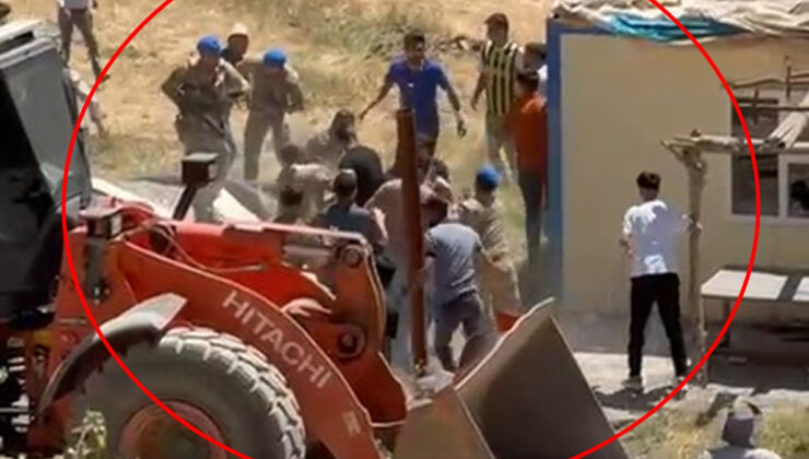 Şırnak’ta sopalı, tekmeli, yumruklu hengame kamerada