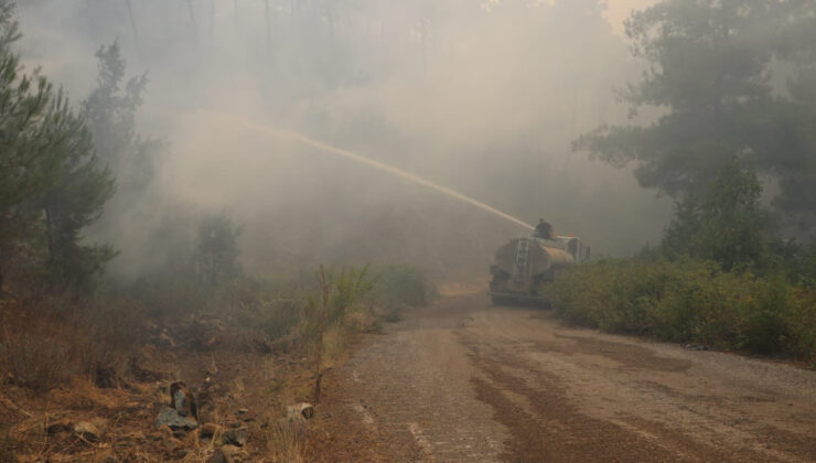 Suriye Lazkiye’de orman yangınları denetim altına alınmaya başladı