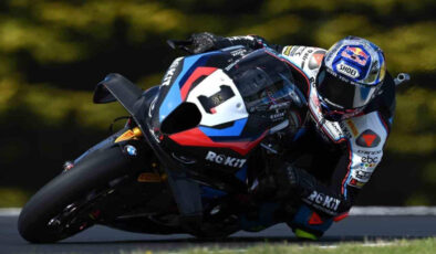 Toprak Razgatlıoğlu, 3’te 3 yaptı: Öbür gruplardan inceleme şikayeti geldi