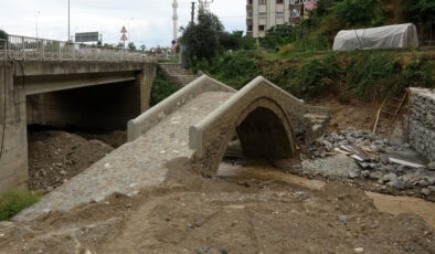 Trabzon’da bulunan 200 yıllık köprü yıkılma tehlikesi ile karşı karşıya