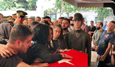 Türkiye şehitlerini uğurluyor: Binler cenaze merasimlerine akın etti