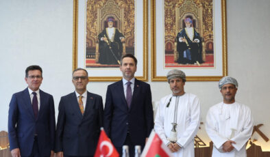 Türkiye ve Umman arasında yeni iş birliği: Güç alanında mutabakat zaptı imzalandı