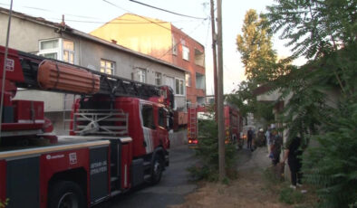 Ümraniye’de 3 katlı binada yangın