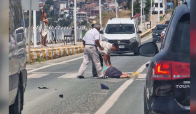 Yalova’da motosiklet, karşıya geçmek isteyen yayaya çarptı: 2 yaralı